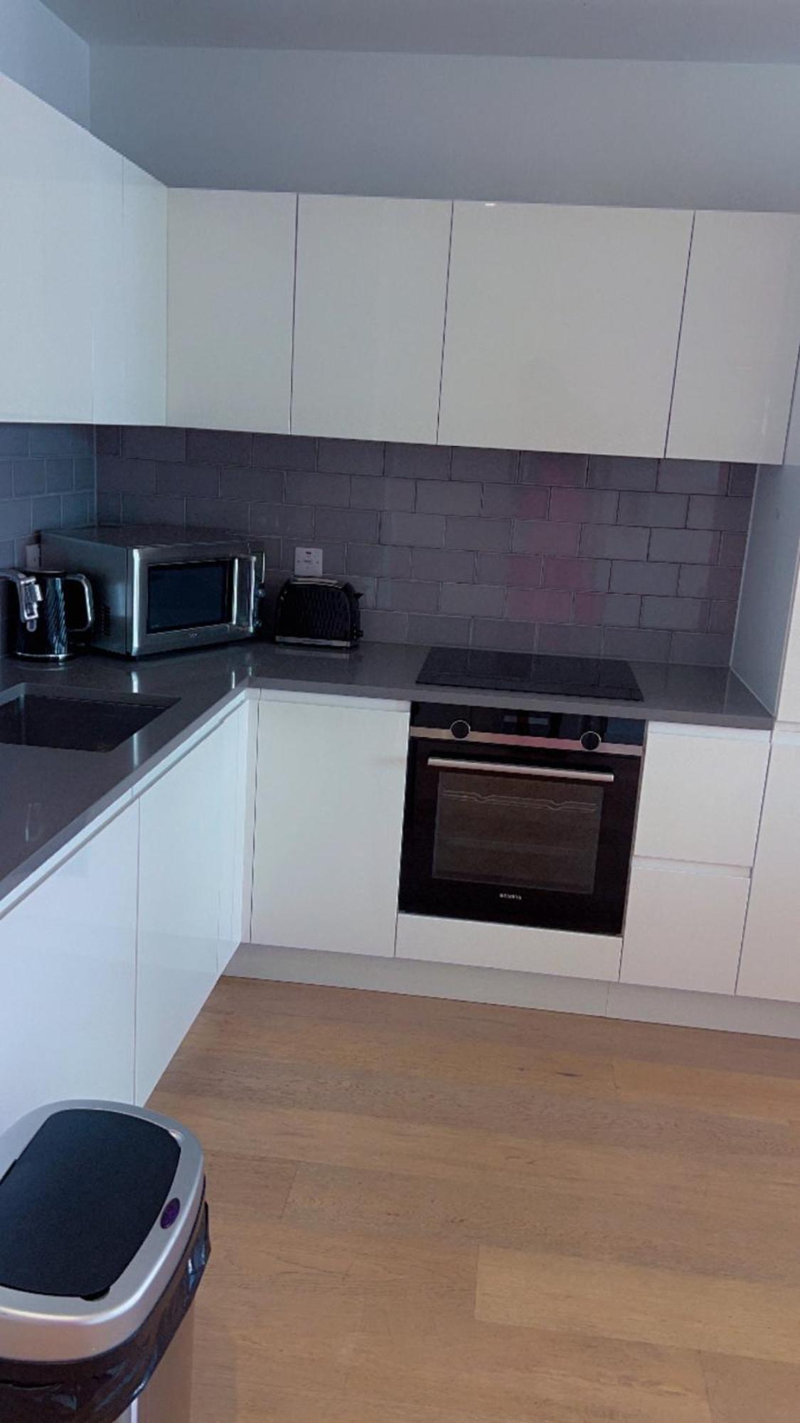 Ds Rentals - Entire 1 Bedroom Apartment London Luaran gambar